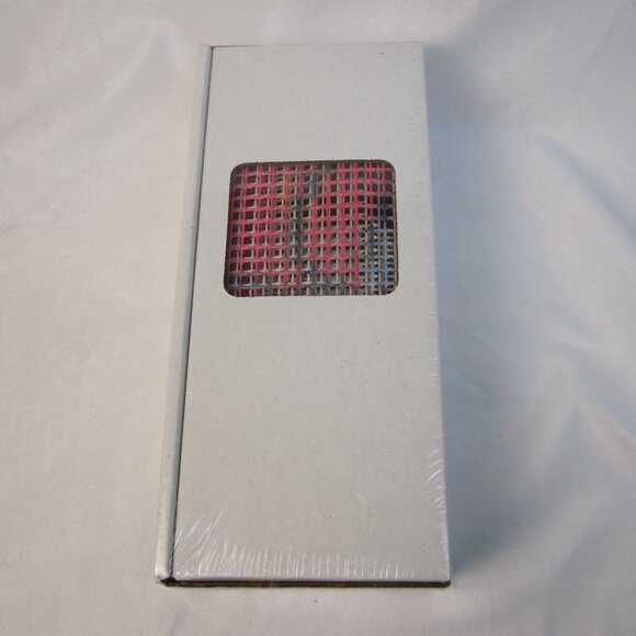 WonderArt  Blue Butterfly Latch Hook Kit #426133 Caron International 12" x 12" - Picture 5 of 7